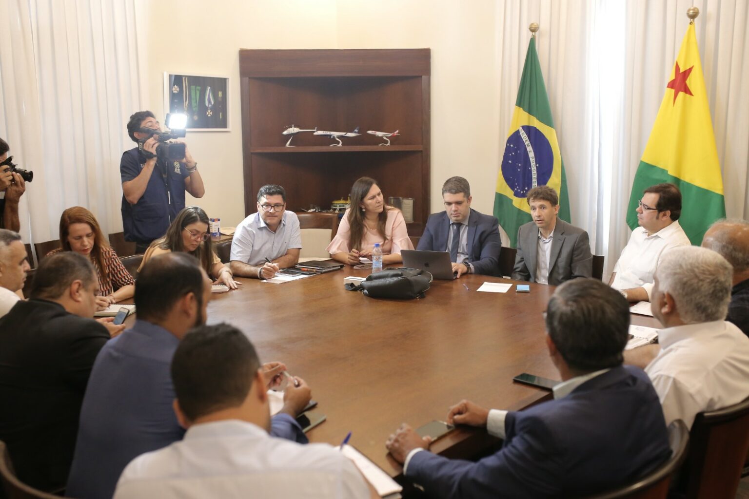 Futuro senador, Eduardo Veloso anuncia R$ 100 milhões para novos investimentos pelo Governo do Acre