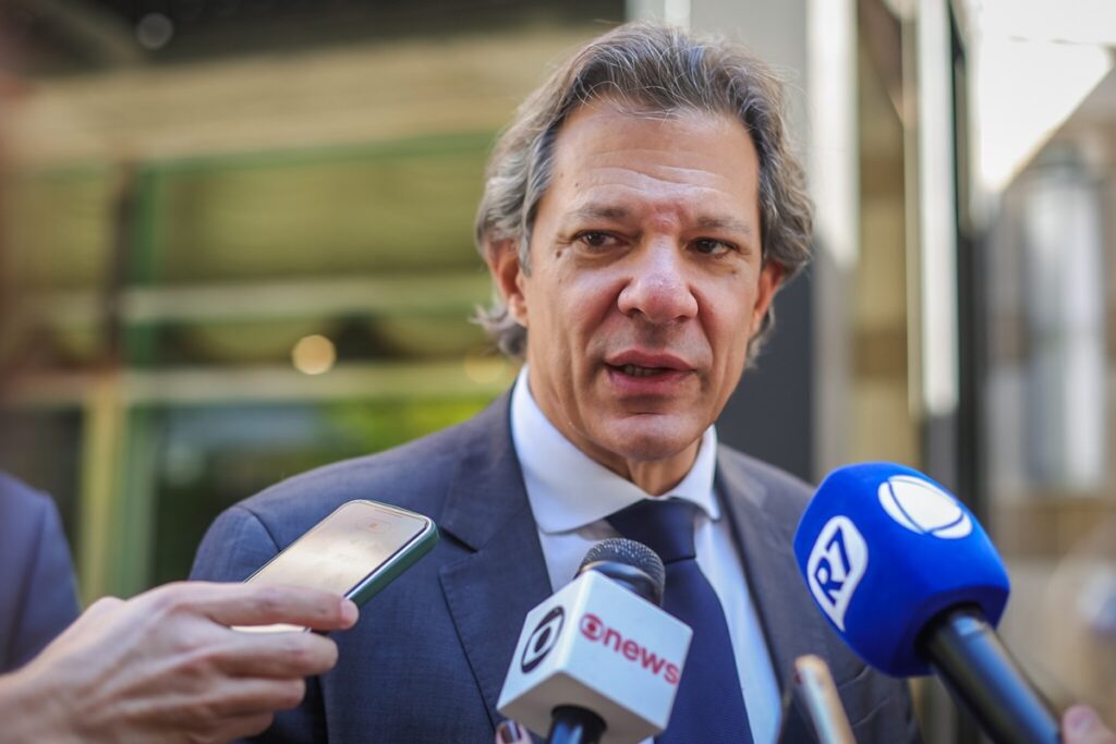 haddad-celebra-alta-de-projecao-do-fmi-para-o-pib:-“maior-da-historia”