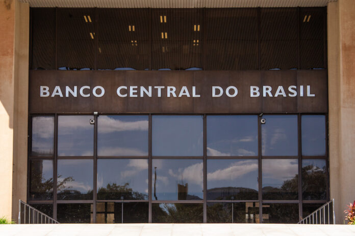 bc-adia-nota-das-estatisticas-fiscais-por-falta-de-dados-do-tesouro