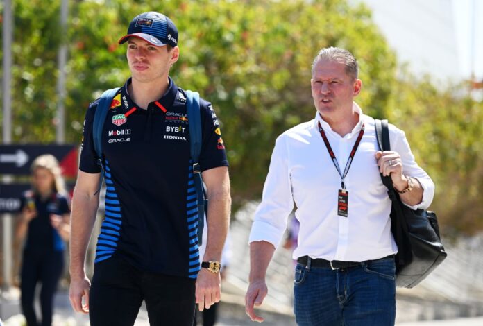 pai-de-verstappen-critica-comissarios-da-f1:-“nao-gostam-do-max”