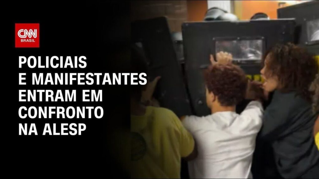 em-40-segundos,-deputados-aprovam-pec-que-permite-reeleicao-do-presidente-da-alesp