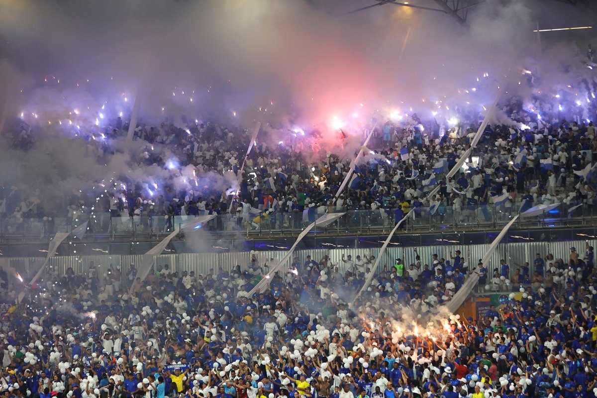 vitima-de-ataque,-organizada-do-cruzeiro-esta-banida-dos-estadios