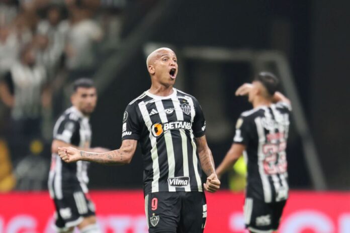 deyverson-provoca-torcida-do-river-ao-ser-substituido-na-libertadores