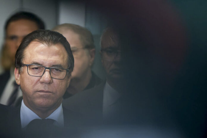 marinho-ameaca-pedir-demissao-se-governo-cortar-em-sua-area-sem-aviso