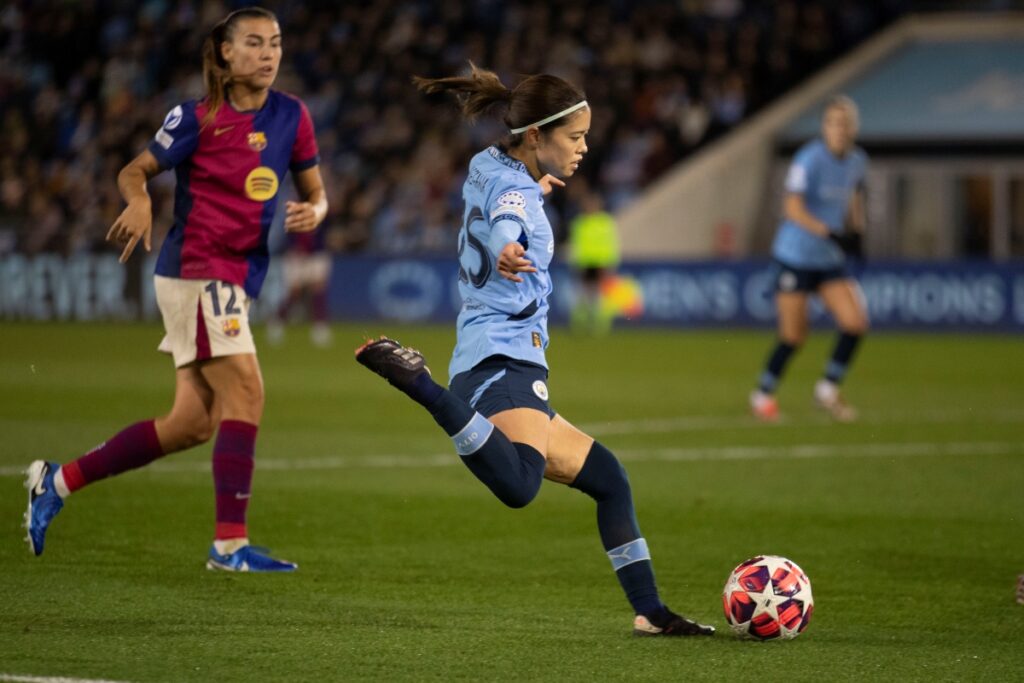 uefa-destina-valor-bilionario-para-investimentos-no-futebol-feminino