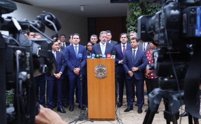 entenda-por-que-apoio-de-partidos-nao-encerra-disputa-na-camara