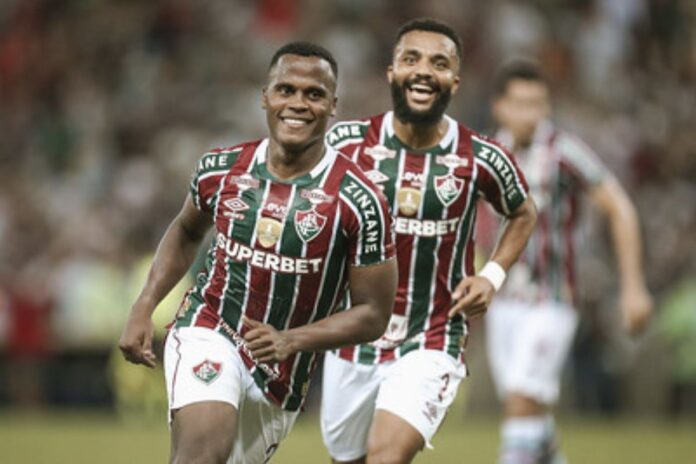 fluminense-empata-com-gremio-e-se-afasta-do-z4-no-brasileirao