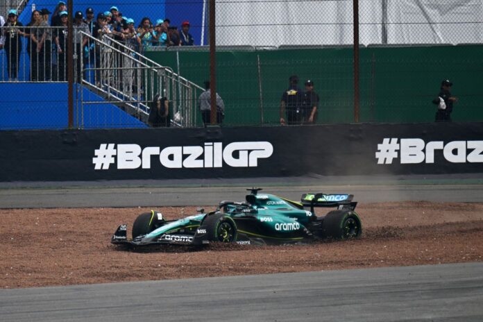 video:-stroll-roda-na-apresentacao-e-atrasa-largada-do-gp-de-sao-paulo
