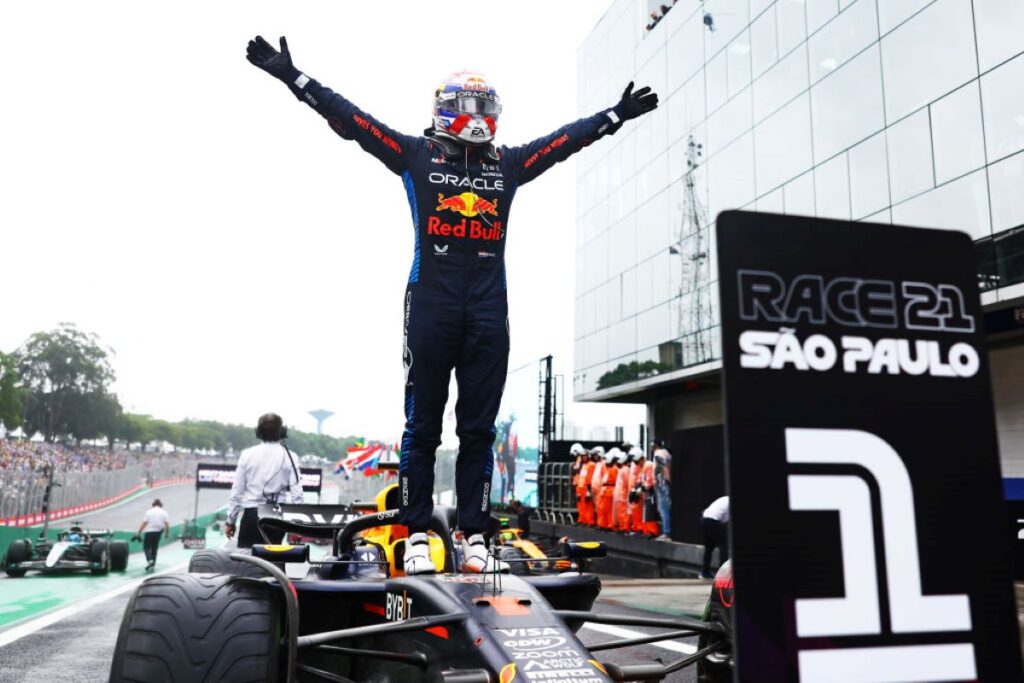 verstappen-vence-gp-de-sao-paulo-e-fica-perto-do-tetra-da-formula-1