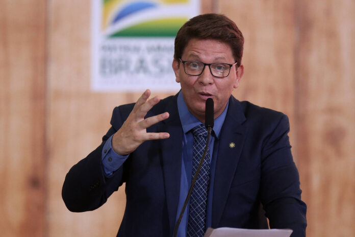 mario-frias-(pl-sp)-e-internado-apos-dor-no-peito,-para-fazer-cateterismo