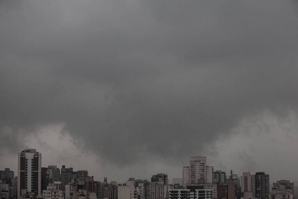 sao-paulo-pode-enfrentar-mais-uma-tempestade-nesta-quinta-(7)