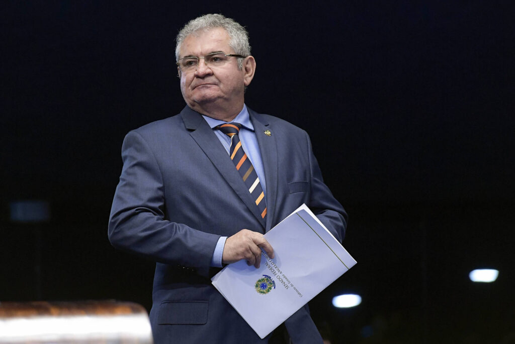 impasse-sobre-emendas-pode-empurrar-para-o-ano-que-vem-votacao-do-orcamento-de-2025,-diz-relator