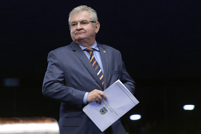 impasse-sobre-emendas-pode-empurrar-para-o-ano-que-vem-votacao-do-orcamento-de-2025,-diz-relator