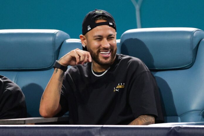 salario-anual-de-neymar-supera-faturamento-de-clubes-do-brasil.-veja