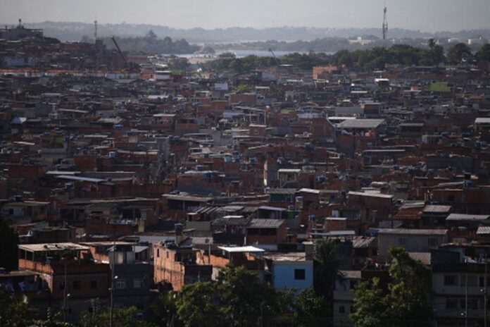 censo-2022:-saiba-onde-ficam-as-maiores-favelas-do-brasil