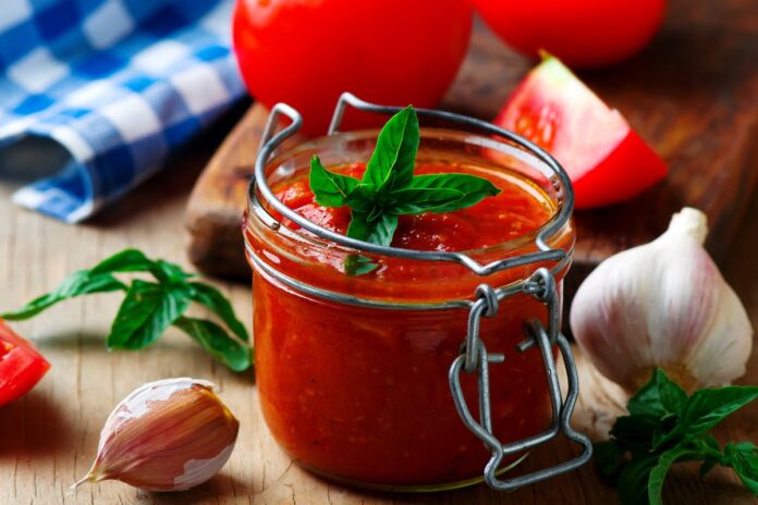 molho-de-tomate:-aprenda-a-escolher-as-versoes-mais-saudaveis
