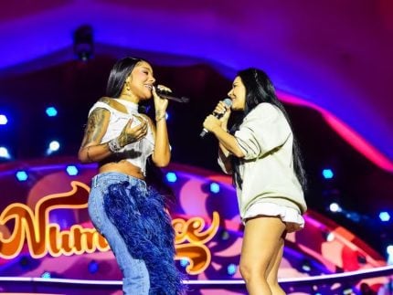a-coleguinha-voltou!-simaria-retorna-aos-palcos-em-festival-de-ludmilla