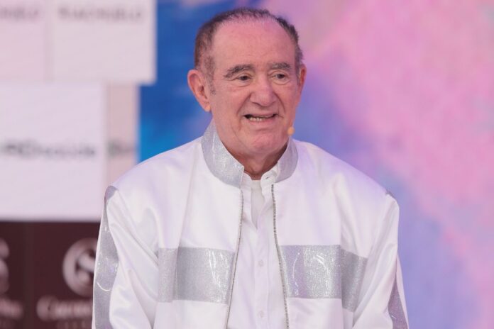 renato-aragao-agradece-sbt-por-participacao-no-teleton
