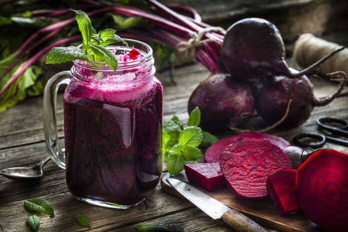 suco-de-beterraba-emagrece?-saiba-como-incluir-a-bebida-na-alimentacao