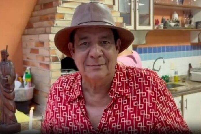 zeca-pagodinho-revela-reacao-com-morador-de-rua-que-pediu-foto-com-ele