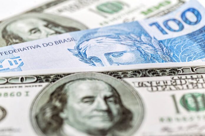 a-espera-do-corte-de-gastos,-dolar-vai-a-r$-5,81-e-bolsa-cai