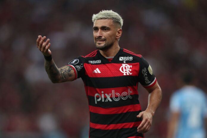 arrascaeta-fara-cirurgia-e-vira-desfalque-para-o-flamengo