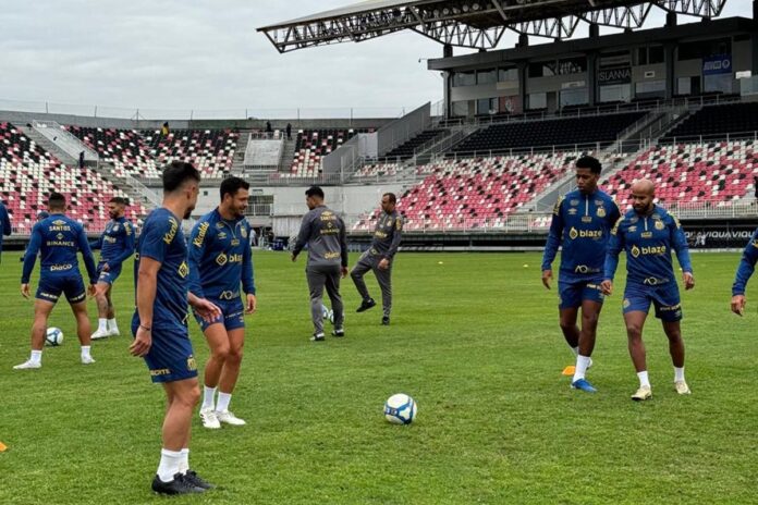 veja-1o-treino-da-selecao-brasileira-antes-de-jogo-com-a-venezuela