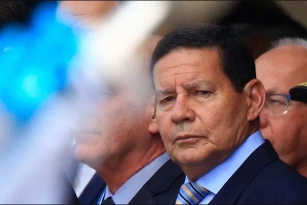 corte-de-gastos:-mourao-reclama-de-possivel-inclusao-de-militares