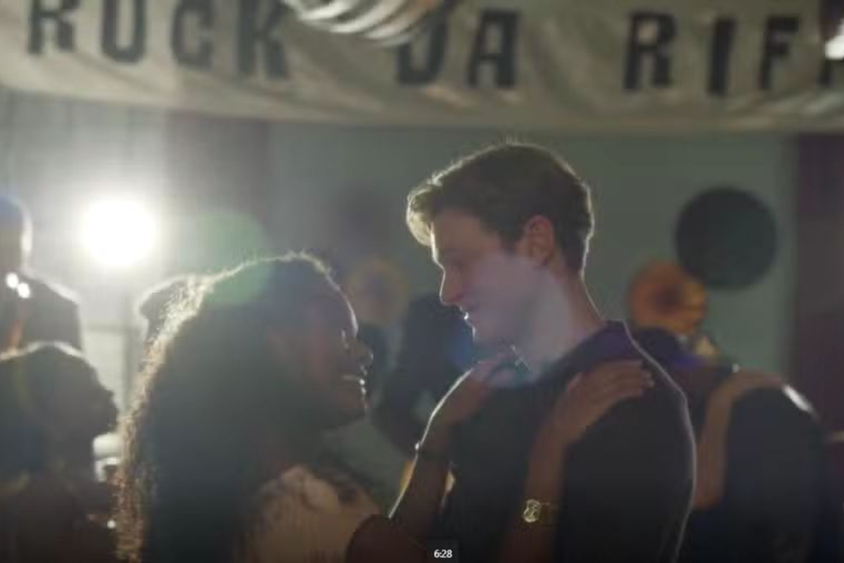 garota-do-momento:-duda-organiza-baile-e-arrasa-no-salao-dancando-com-pedro