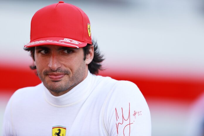 sainz-revela-magoa-por-saida-da-ferrari:-“nao-consigo-entender”
