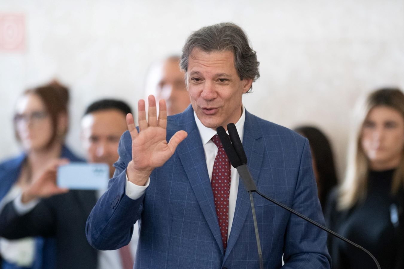 haddad:-pode-nao-haver-tempo-habil-para-anuncio-de-cortes-nesta-semana