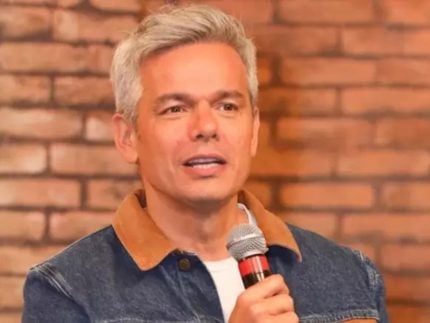 otaviano-costa-relembra-periodo-afastado-da-tv-aberta:-“decisao-repleta-de-medo”