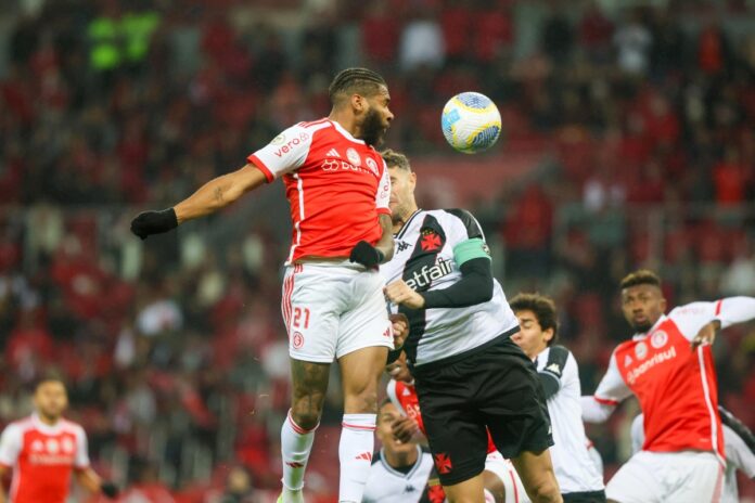 vasco-e-internacional-se-enfrentam-pelo-sonho-de-vaga-na-libertadores