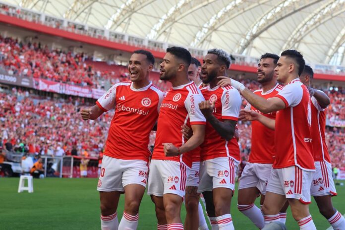 internacional-goleia-bragantino-e-assume-3o-lugar;-confira-resultados