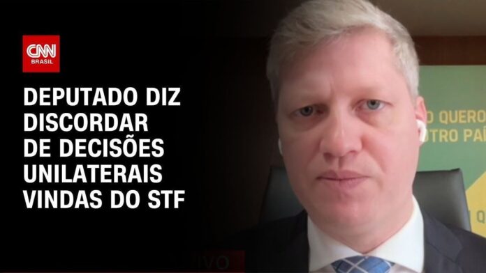 “e-uma-completa-inversao-de-valores”,-diz-deputado-apos-ser-indiciado-pela-pf