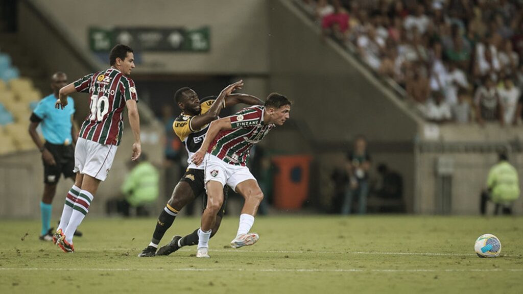 fluminense-e-criciuma-empatam-no-rio-e-se-complicam-no-brasileirao
