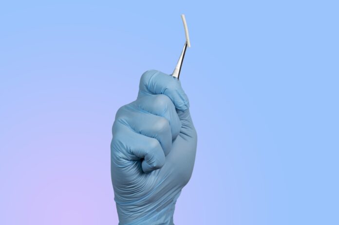 sobre-o-chip:-veja-novas-regras-da-anvisa-para-implantes-hormonais