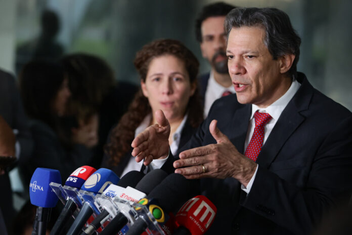 apos-muito-nervosismo-do-mercado,-governo-lula-anuncia-corte-de-gastos