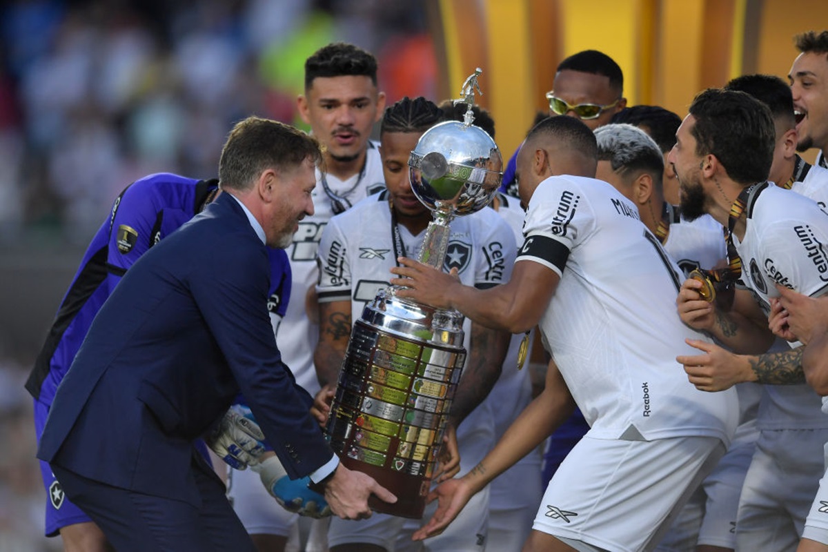 titulo-da-libertadores-garante-botafogo-em-dois-mundiais-de-clubes