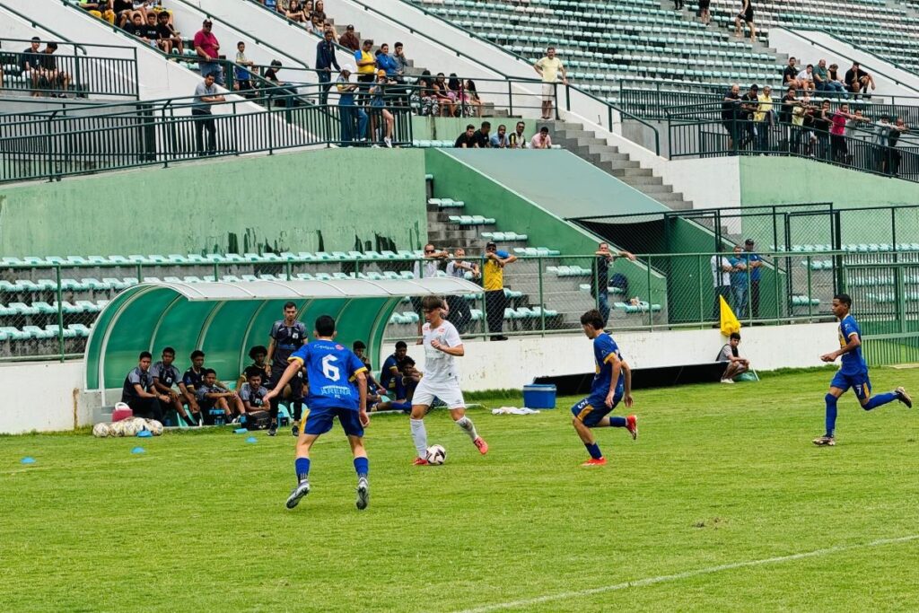 2o-dia-da-copa-capital-tem-estreia-do-atual-campeao-e-muitos-gols