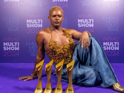 liniker-se-supera-e-leva-a-melhor-em-4-categorias-do-premio-multishow
