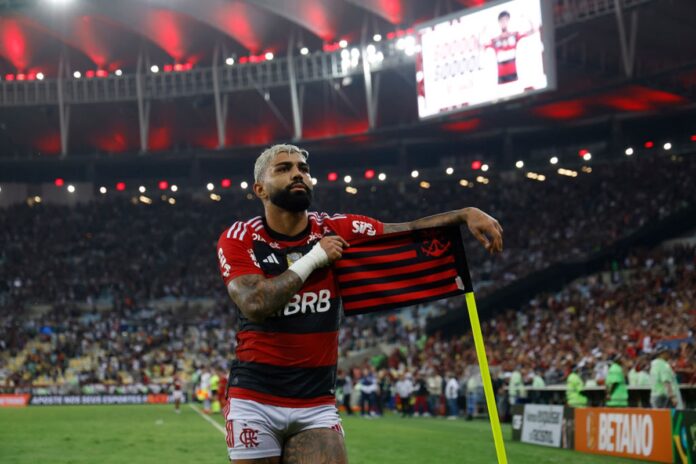 romario-coloca-gabigol-entre-maiores-idolos-da-historia-do-flamengo