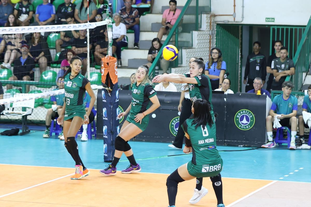 brasilia-volei-da-show-em-casa-e-volta-a-vencer-na-superliga