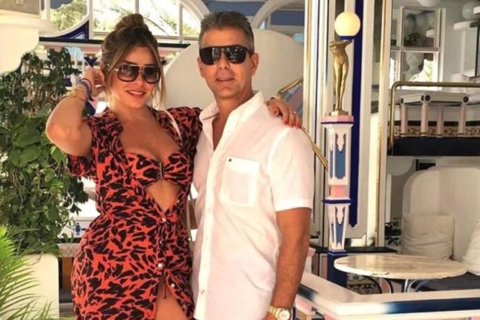 esposa-visita-rogerio-de-andrade-pela-1a-vez-na-cadeia-e-faz-pedido