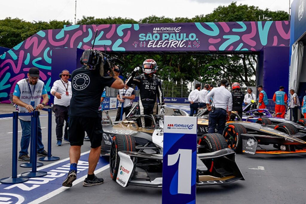 formula-e:-neozelandes-mitch-evans-leva-etapa-no-brasil-apos-acidentes