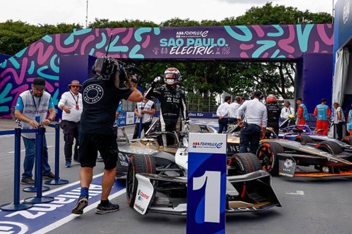 formula-e:-neozelandes-mitch-evans-leva-etapa-no-brasil-apos-acidentes