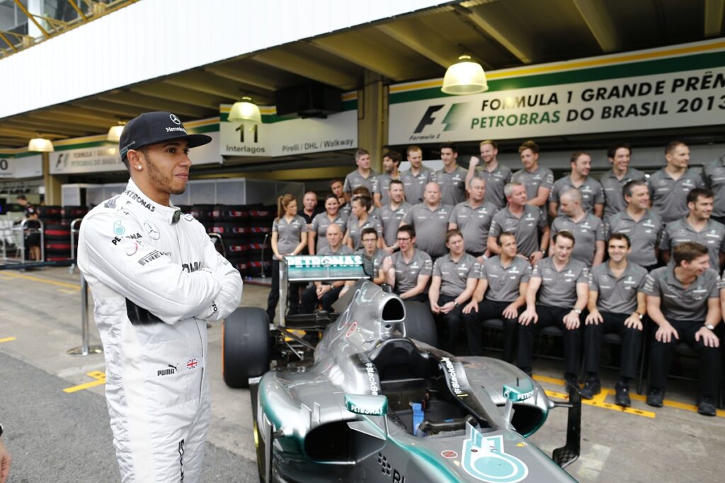 fim-de-uma-era:-gp-de-abu-dhabi-marca-desfecho-de-hamilton-na-mercedes
