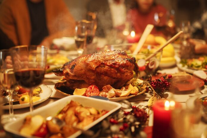 veja-alimentos-tipicos-de-natal-que-podem-causar-queimacao-no-estomago