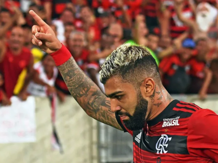 de-birra-com-flamengo,-gabigol-diz-que-“tem-palavra-de-homem”-e-expoe-diretoria-do-clube