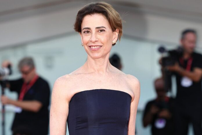 25-anos-apos-mae,-fernanda-torres-e-indicada-no-golden-globes